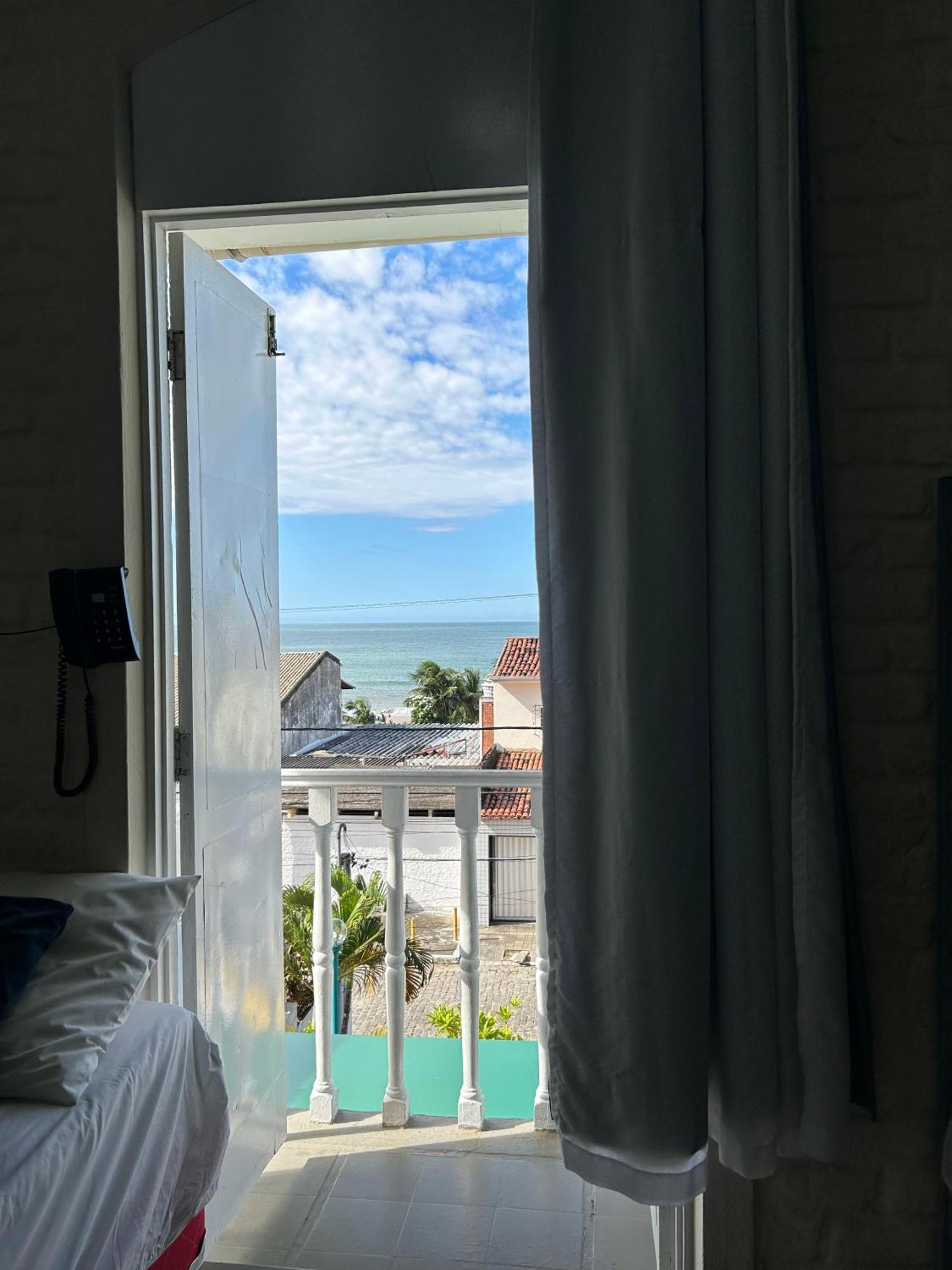 Quarto Família com Varanda